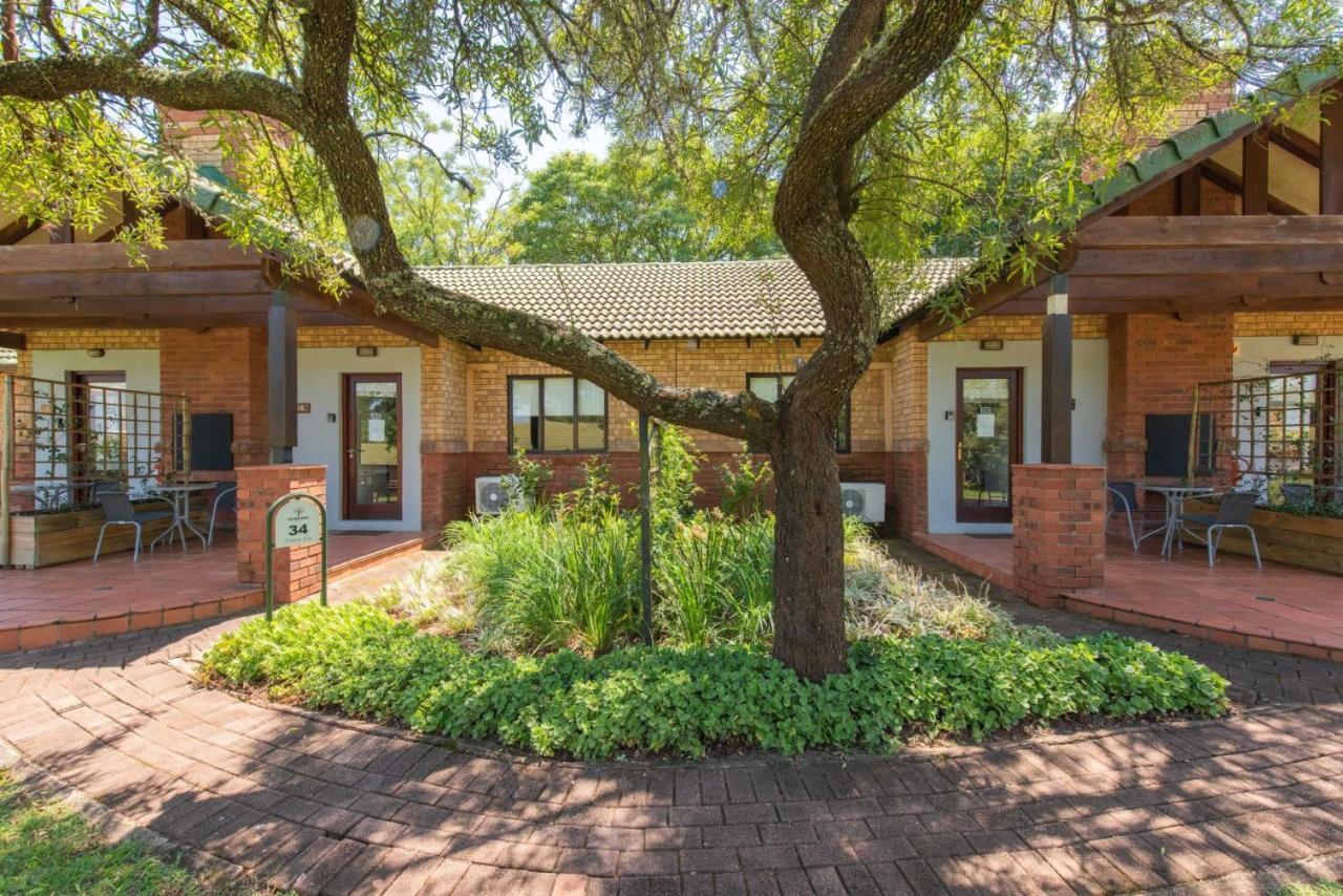 Thyme Inn On Greenway ホワイトリバー エクステリア 写真